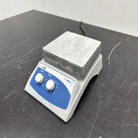 VWR Hotplate Stirrer image 1